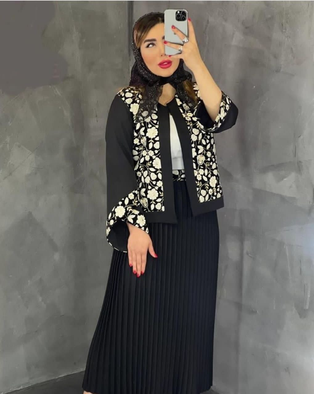 کت دامن پلیسه ای