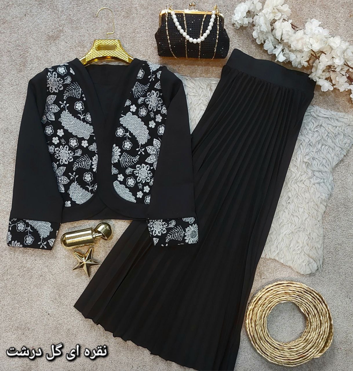 کت دامن پلیسه ای