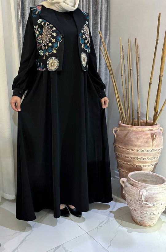 مانتو عبایی و جلیقه تسنیم