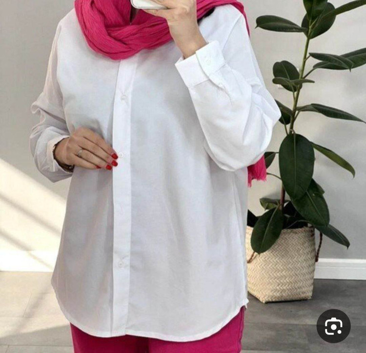 اور کت دانشجویی جلیقه دار