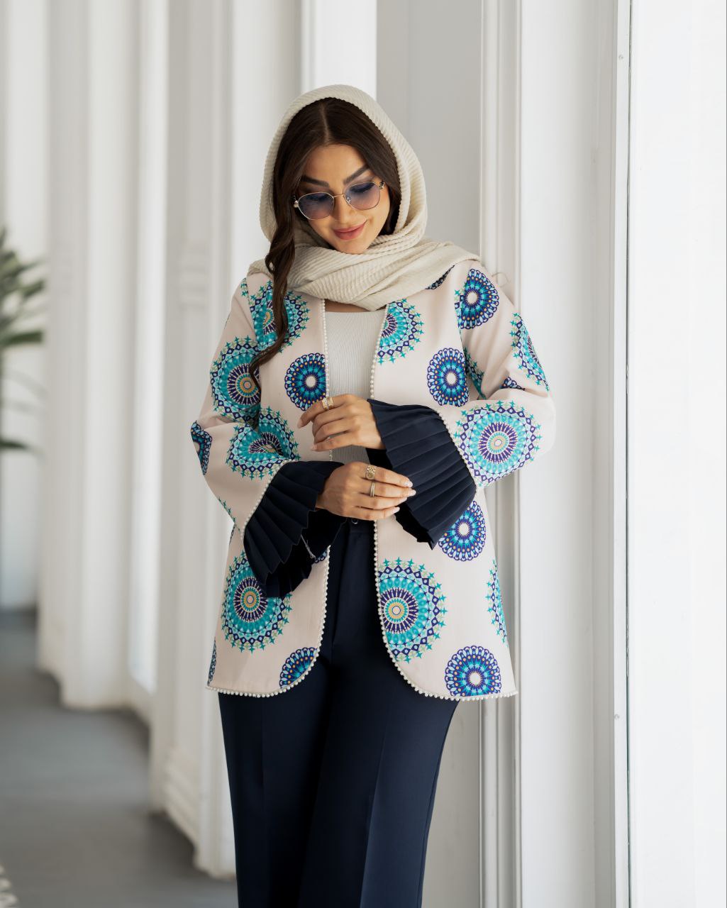 کت شلوار مروارید دوزی مزونی ملکا