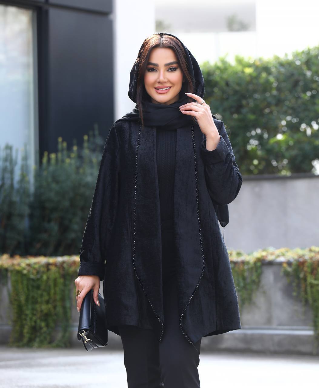 مانتو کتی مخمل بلند سنگدوزی (سایز بزرگ دارد)