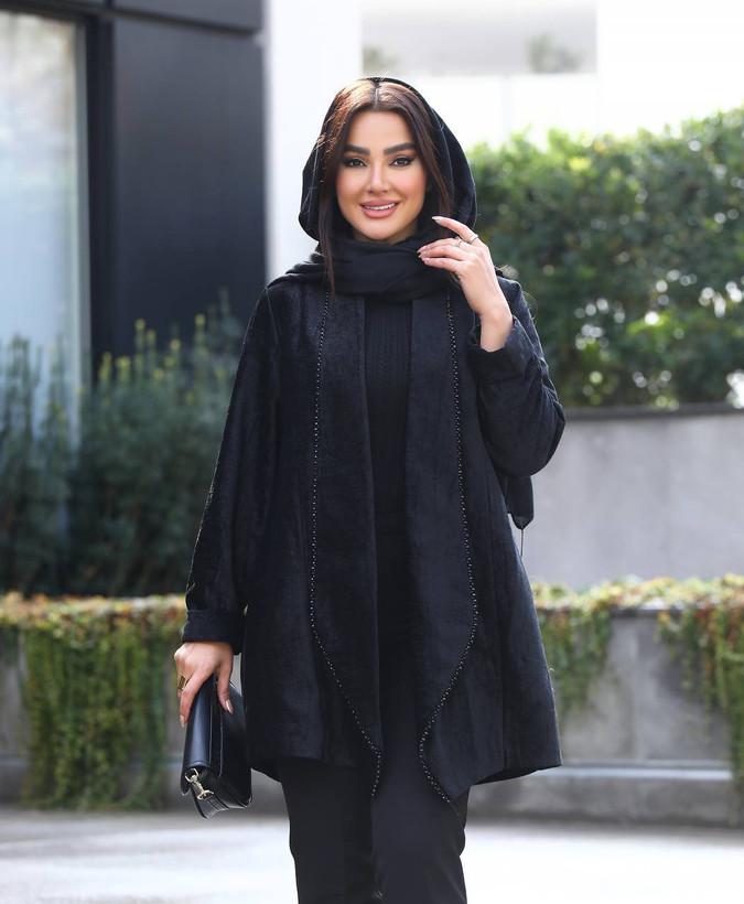 مانتو کتی مخمل بلند سنگدوزی (سایز بزرگ دارد)