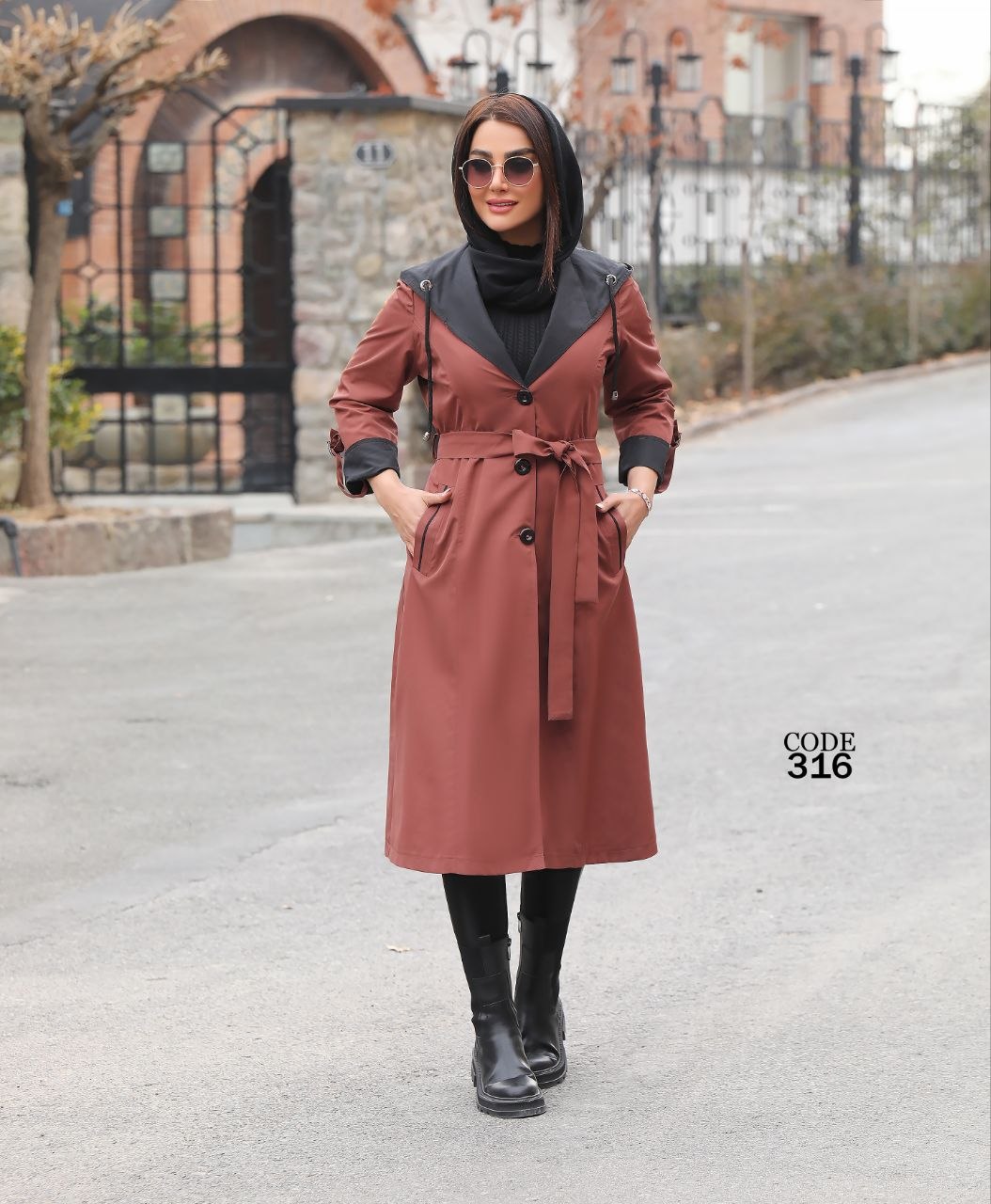 بارانی کلاهدار جدید ( سایز بزرگ دارد)