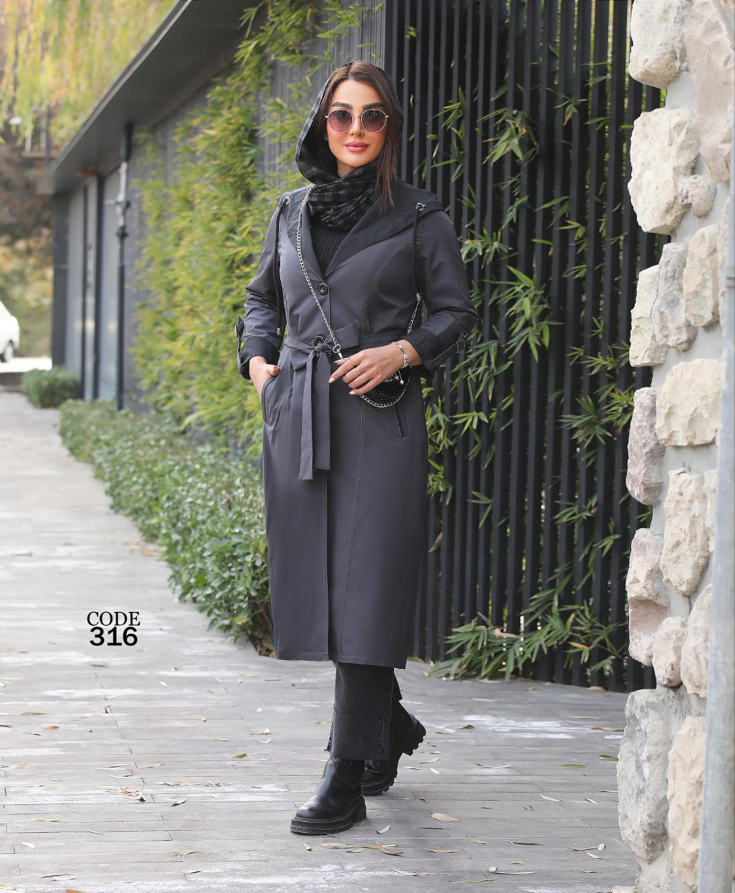 بارانی کلاهدار جدید ( سایز بزرگ دارد)