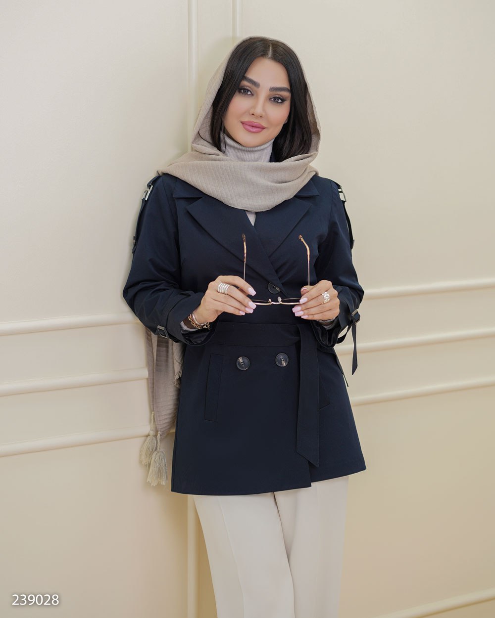 بارانی آستردار مدل آرات درجه یک