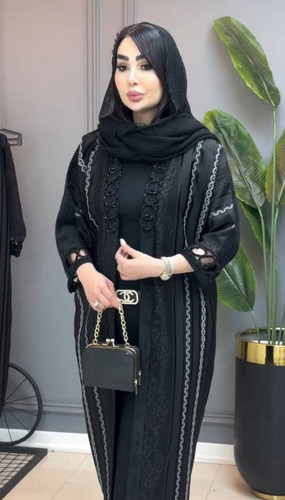 مانتو حریر ژاکارد سنگدوزی شده