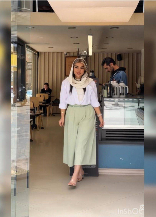 شلوار واید لگ پروانه